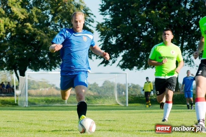 Zdjęcie w galerii na portalu naszraciborz.pl: A klasa: Nieudana pogoń Startu. Krzanowice nadal na czele wiadomości z regionu