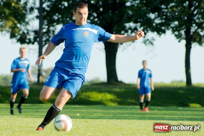 Zdjęcie w galerii na portalu naszraciborz.pl: A klasa: Nieudana pogoń Startu. Krzanowice nadal na czele wiadomości z regionu