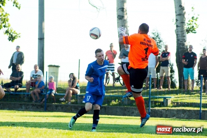 Zdjęcie w galerii na portalu naszraciborz.pl: A klasa: Nieudana pogoń Startu. Krzanowice nadal na czele wiadomości z regionu