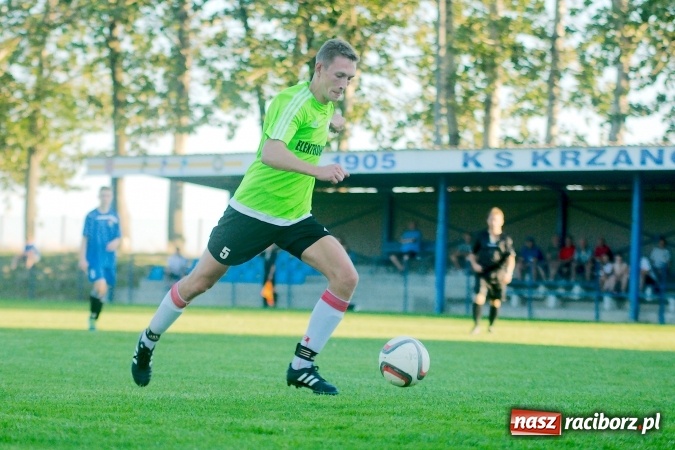 Zdjęcie w galerii na portalu naszraciborz.pl: A klasa: Nieudana pogoń Startu. Krzanowice nadal na czele wiadomości z regionu