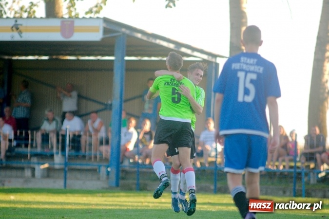 Zdjęcie w galerii na portalu naszraciborz.pl: A klasa: Nieudana pogoń Startu. Krzanowice nadal na czele wiadomości z regionu