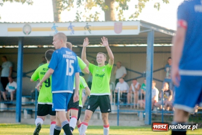 Zdjęcie w galerii na portalu naszraciborz.pl: A klasa: Nieudana pogoń Startu. Krzanowice nadal na czele wiadomości z regionu