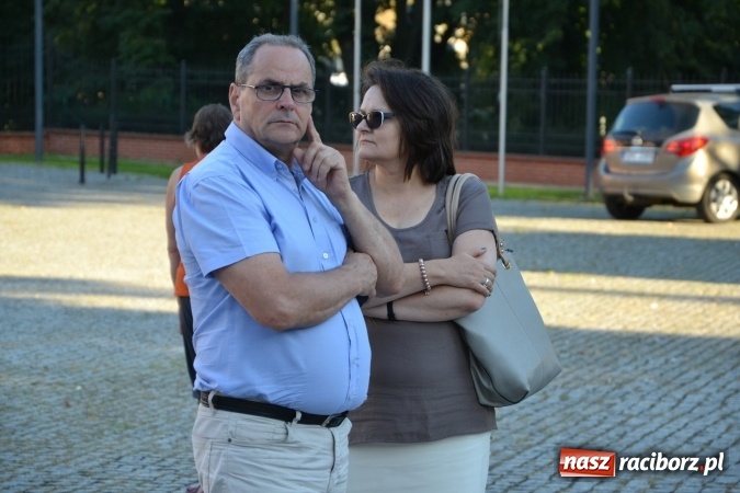 Zdjęcie w galerii na portalu naszraciborz.pl: Jontek i przyjaciele, czyli spotkanie muzyczne w ramach cyklu Piosenki na Zamku czar... wiadomości z regionu