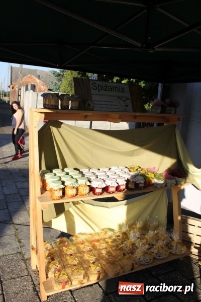 Zdjęcie w galerii na portalu naszraciborz.pl: Street workout atrakcją pierwszego dnia festynu w Wojnowicach wiadomości z regionu