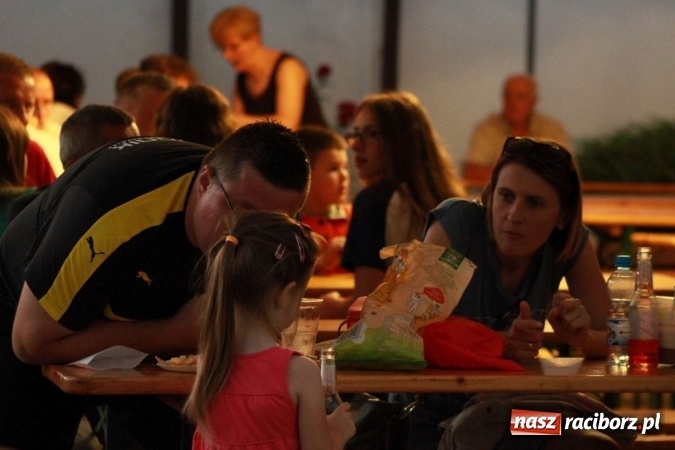 Zdjęcie w galerii na portalu naszraciborz.pl: Street workout atrakcją pierwszego dnia festynu w Wojnowicach wiadomości z regionu