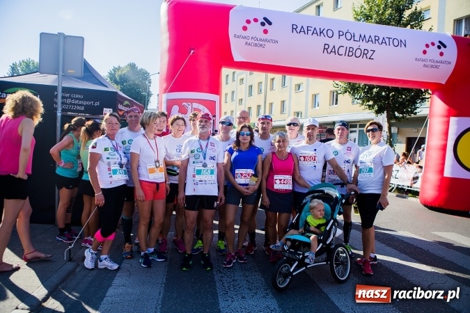 Zdjęcie w galerii na portalu naszraciborz.pl: II Rafako Półmaraton Racibórz. Trzy miejsca na podium dla Kenijczyków i rekord trasy wiadomości z regionu
