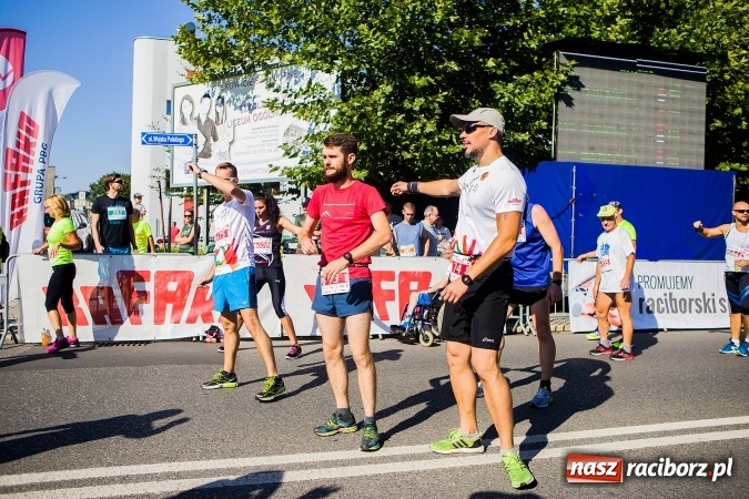 Zdjęcie w galerii na portalu naszraciborz.pl: II Rafako Półmaraton Racibórz. Trzy miejsca na podium dla Kenijczyków i rekord trasy wiadomości z regionu
