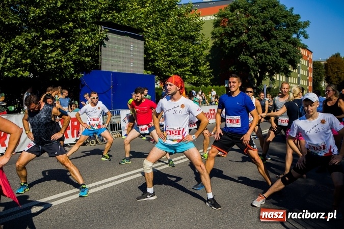 Zdjęcie w galerii na portalu naszraciborz.pl: II Rafako Półmaraton Racibórz. Trzy miejsca na podium dla Kenijczyków i rekord trasy wiadomości z regionu