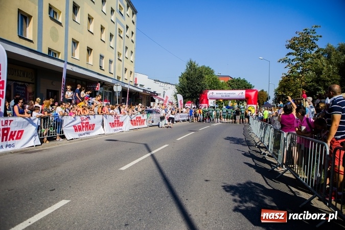 Zdjęcie w galerii na portalu naszraciborz.pl: II Rafako Półmaraton Racibórz. Trzy miejsca na podium dla Kenijczyków i rekord trasy wiadomości z regionu
