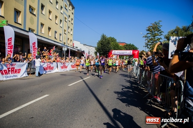 Zdjęcie w galerii na portalu naszraciborz.pl: II Rafako Półmaraton Racibórz. Trzy miejsca na podium dla Kenijczyków i rekord trasy wiadomości z regionu