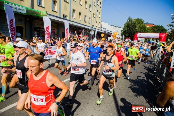 Zdjęcie w galerii na portalu naszraciborz.pl: II Rafako Półmaraton Racibórz. Trzy miejsca na podium dla Kenijczyków i rekord trasy wiadomości z regionu