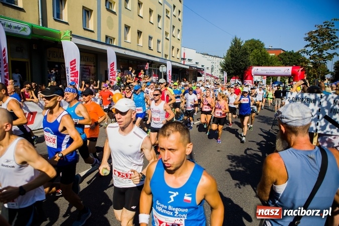 Zdjęcie w galerii na portalu naszraciborz.pl: II Rafako Półmaraton Racibórz. Trzy miejsca na podium dla Kenijczyków i rekord trasy wiadomości z regionu