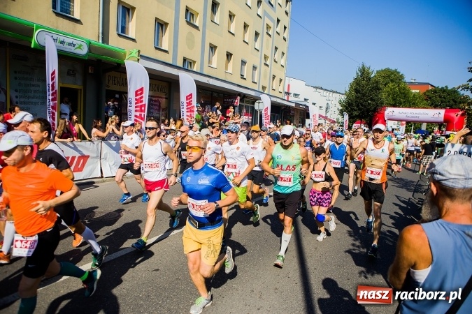 Zdjęcie w galerii na portalu naszraciborz.pl: II Rafako Półmaraton Racibórz. Trzy miejsca na podium dla Kenijczyków i rekord trasy wiadomości z regionu