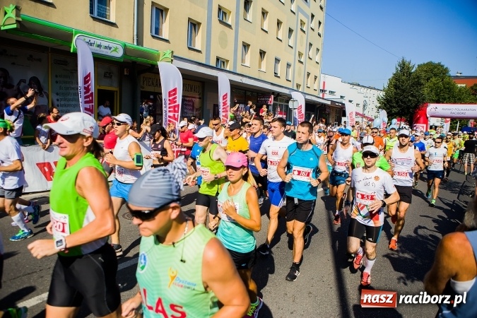 Zdjęcie w galerii na portalu naszraciborz.pl: II Rafako Półmaraton Racibórz. Trzy miejsca na podium dla Kenijczyków i rekord trasy wiadomości z regionu