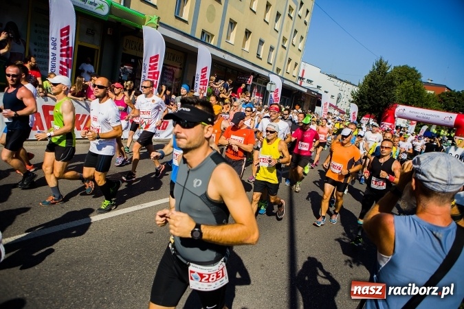 Zdjęcie w galerii na portalu naszraciborz.pl: II Rafako Półmaraton Racibórz. Trzy miejsca na podium dla Kenijczyków i rekord trasy wiadomości z regionu