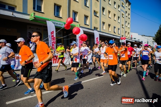 Zdjęcie w galerii na portalu naszraciborz.pl: II Rafako Półmaraton Racibórz. Trzy miejsca na podium dla Kenijczyków i rekord trasy wiadomości z regionu