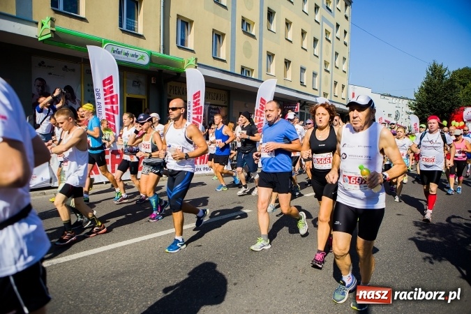 Zdjęcie w galerii na portalu naszraciborz.pl: II Rafako Półmaraton Racibórz. Trzy miejsca na podium dla Kenijczyków i rekord trasy wiadomości z regionu