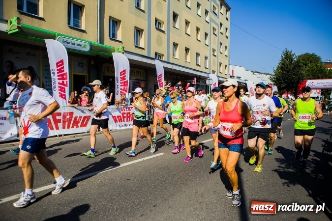 Zdjęcie w galerii na portalu naszraciborz.pl: II Rafako Półmaraton Racibórz. Trzy miejsca na podium dla Kenijczyków i rekord trasy wiadomości z regionu