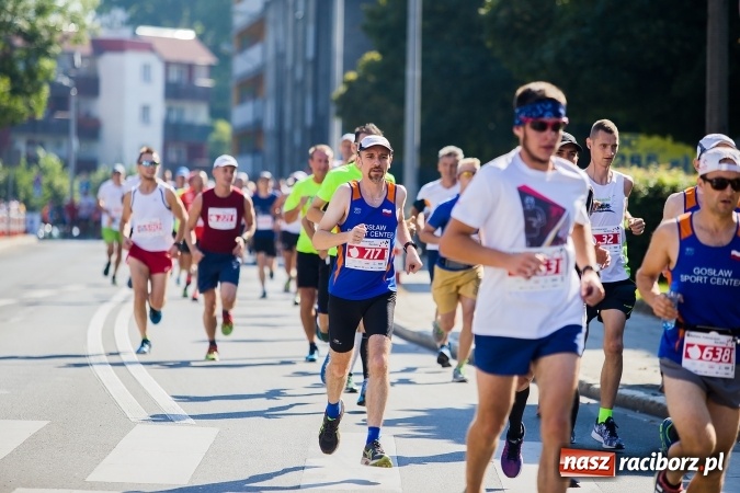 Zdjęcie w galerii na portalu naszraciborz.pl: II Rafako Półmaraton Racibórz. Trzy miejsca na podium dla Kenijczyków i rekord trasy wiadomości z regionu