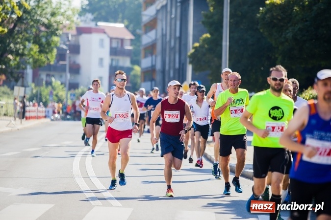Zdjęcie w galerii na portalu naszraciborz.pl: II Rafako Półmaraton Racibórz. Trzy miejsca na podium dla Kenijczyków i rekord trasy wiadomości z regionu
