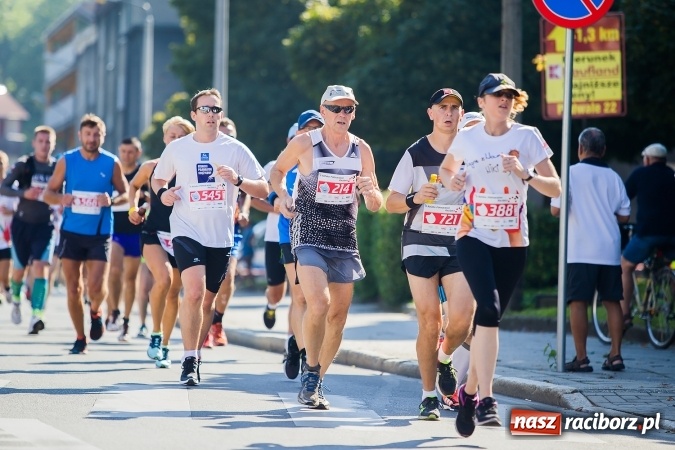 Zdjęcie w galerii na portalu naszraciborz.pl: II Rafako Półmaraton Racibórz. Trzy miejsca na podium dla Kenijczyków i rekord trasy wiadomości z regionu