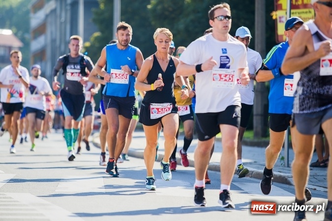 Zdjęcie w galerii na portalu naszraciborz.pl: II Rafako Półmaraton Racibórz. Trzy miejsca na podium dla Kenijczyków i rekord trasy wiadomości z regionu