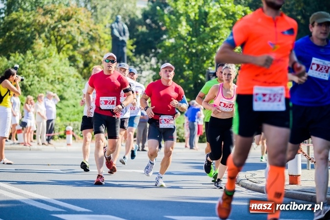 Zdjęcie w galerii na portalu naszraciborz.pl: II Rafako Półmaraton Racibórz. Trzy miejsca na podium dla Kenijczyków i rekord trasy wiadomości z regionu
