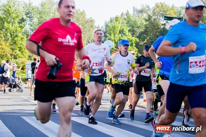 Zdjęcie w galerii na portalu naszraciborz.pl: II Rafako Półmaraton Racibórz. Trzy miejsca na podium dla Kenijczyków i rekord trasy wiadomości z regionu