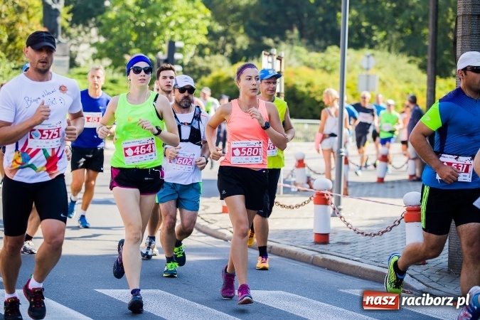 Zdjęcie w galerii na portalu naszraciborz.pl: II Rafako Półmaraton Racibórz. Trzy miejsca na podium dla Kenijczyków i rekord trasy wiadomości z regionu
