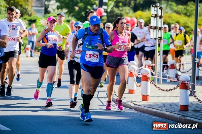 Zdjęcie w galerii na portalu naszraciborz.pl: II Rafako Półmaraton Racibórz. Trzy miejsca na podium dla Kenijczyków i rekord trasy wiadomości z regionu