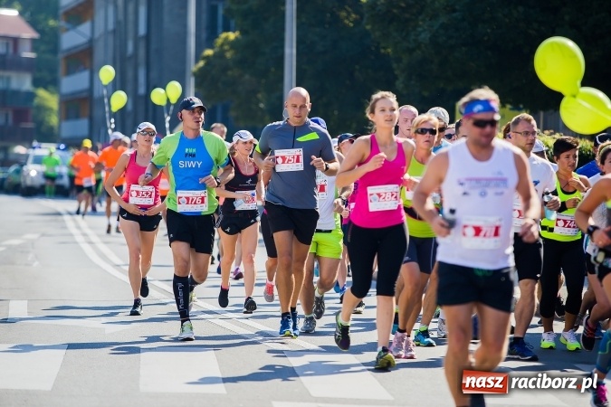 Zdjęcie w galerii na portalu naszraciborz.pl: II Rafako Półmaraton Racibórz. Trzy miejsca na podium dla Kenijczyków i rekord trasy wiadomości z regionu