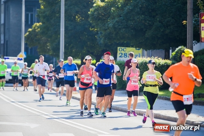 Zdjęcie w galerii na portalu naszraciborz.pl: II Rafako Półmaraton Racibórz. Trzy miejsca na podium dla Kenijczyków i rekord trasy wiadomości z regionu