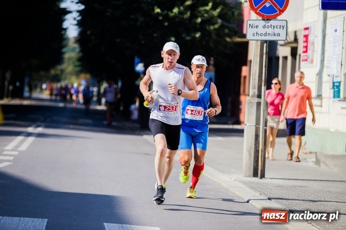 Zdjęcie w galerii na portalu naszraciborz.pl: II Rafako Półmaraton Racibórz. Trzy miejsca na podium dla Kenijczyków i rekord trasy wiadomości z regionu