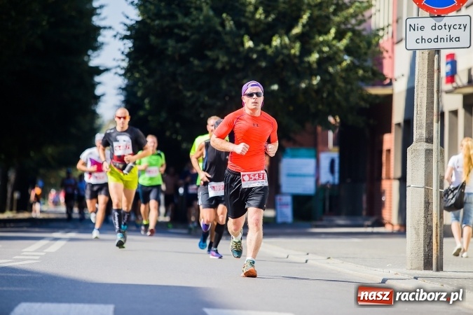 Zdjęcie w galerii na portalu naszraciborz.pl: II Rafako Półmaraton Racibórz. Trzy miejsca na podium dla Kenijczyków i rekord trasy wiadomości z regionu