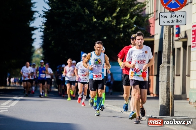 Zdjęcie w galerii na portalu naszraciborz.pl: II Rafako Półmaraton Racibórz. Trzy miejsca na podium dla Kenijczyków i rekord trasy wiadomości z regionu