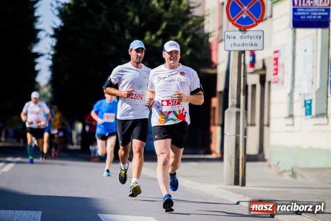 Zdjęcie w galerii na portalu naszraciborz.pl: II Rafako Półmaraton Racibórz. Trzy miejsca na podium dla Kenijczyków i rekord trasy wiadomości z regionu