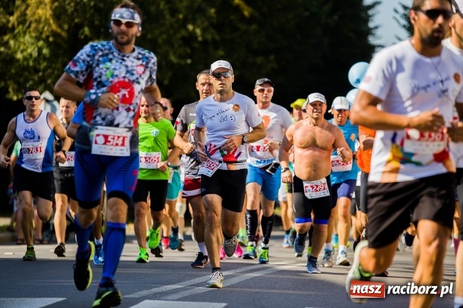 Zdjęcie w galerii na portalu naszraciborz.pl: II Rafako Półmaraton Racibórz. Trzy miejsca na podium dla Kenijczyków i rekord trasy wiadomości z regionu