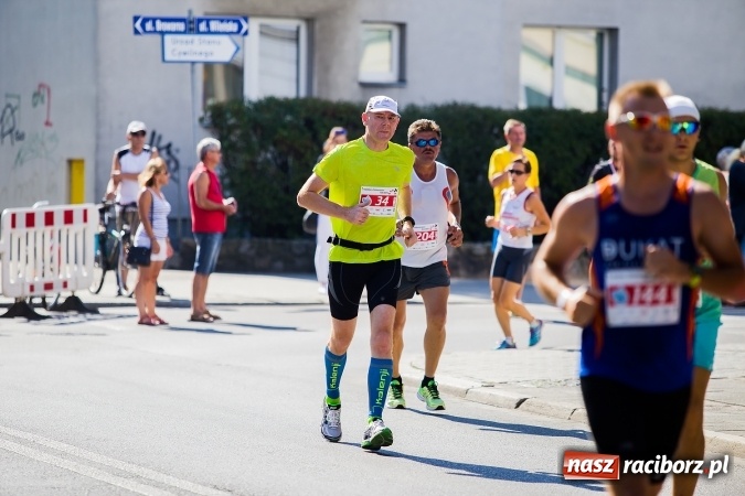 Zdjęcie w galerii na portalu naszraciborz.pl: II Rafako Półmaraton Racibórz. Trzy miejsca na podium dla Kenijczyków i rekord trasy wiadomości z regionu