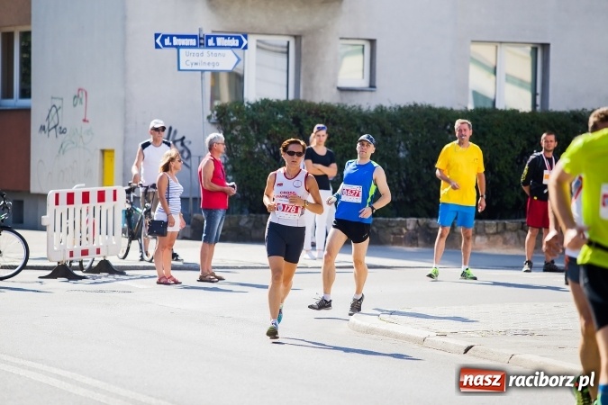 Zdjęcie w galerii na portalu naszraciborz.pl: II Rafako Półmaraton Racibórz. Trzy miejsca na podium dla Kenijczyków i rekord trasy wiadomości z regionu
