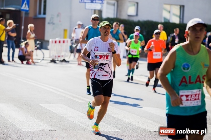 Zdjęcie w galerii na portalu naszraciborz.pl: II Rafako Półmaraton Racibórz. Trzy miejsca na podium dla Kenijczyków i rekord trasy wiadomości z regionu