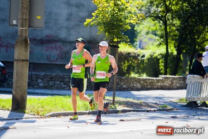 Zdjęcie w galerii na portalu naszraciborz.pl: II Rafako Półmaraton Racibórz. Trzy miejsca na podium dla Kenijczyków i rekord trasy wiadomości z regionu