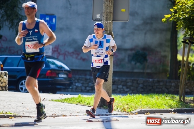 Zdjęcie w galerii na portalu naszraciborz.pl: II Rafako Półmaraton Racibórz. Trzy miejsca na podium dla Kenijczyków i rekord trasy wiadomości z regionu