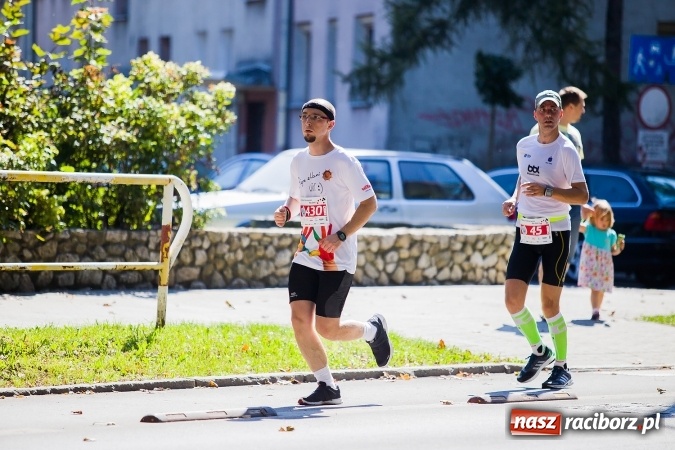 Zdjęcie w galerii na portalu naszraciborz.pl: II Rafako Półmaraton Racibórz. Trzy miejsca na podium dla Kenijczyków i rekord trasy wiadomości z regionu