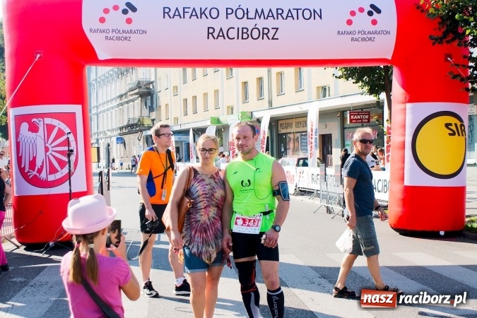 Zdjęcie w galerii na portalu naszraciborz.pl: II Rafako Półmaraton Racibórz. Trzy miejsca na podium dla Kenijczyków i rekord trasy wiadomości z regionu