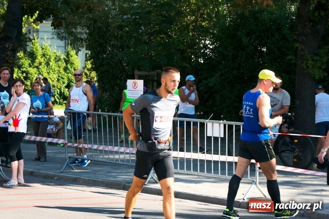 Zdjęcie w galerii na portalu naszraciborz.pl: II Rafako Półmaraton Racibórz. Trzy miejsca na podium dla Kenijczyków i rekord trasy wiadomości z regionu