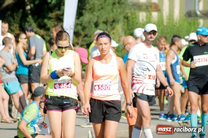 Zdjęcie w galerii na portalu naszraciborz.pl: II Rafako Półmaraton Racibórz. Trzy miejsca na podium dla Kenijczyków i rekord trasy wiadomości z regionu