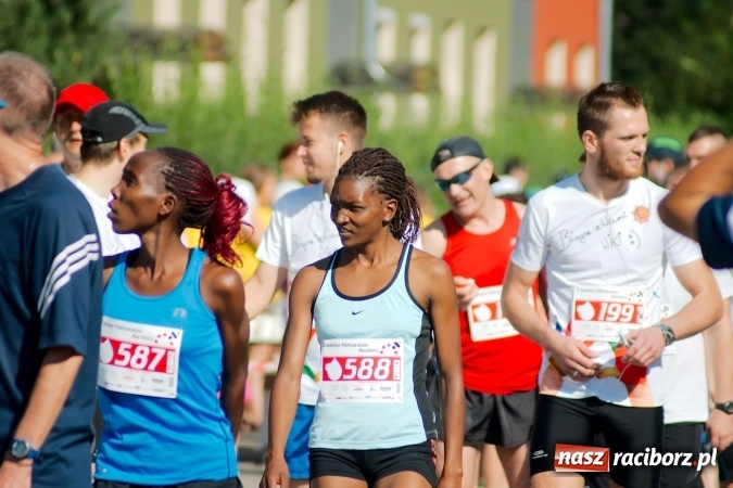 Zdjęcie w galerii na portalu naszraciborz.pl: II Rafako Półmaraton Racibórz. Trzy miejsca na podium dla Kenijczyków i rekord trasy wiadomości z regionu