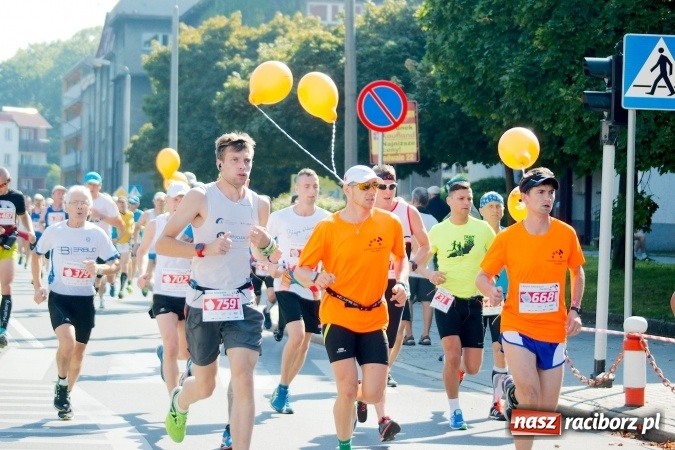 Zdjęcie w galerii na portalu naszraciborz.pl: II Rafako Półmaraton Racibórz. Trzy miejsca na podium dla Kenijczyków i rekord trasy wiadomości z regionu