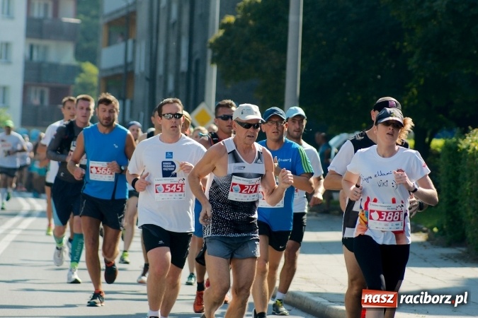 Zdjęcie w galerii na portalu naszraciborz.pl: II Rafako Półmaraton Racibórz. Trzy miejsca na podium dla Kenijczyków i rekord trasy wiadomości z regionu