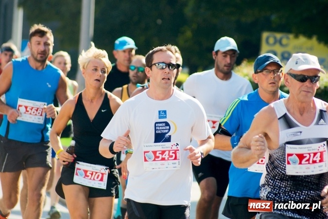 Zdjęcie w galerii na portalu naszraciborz.pl: II Rafako Półmaraton Racibórz. Trzy miejsca na podium dla Kenijczyków i rekord trasy wiadomości z regionu
